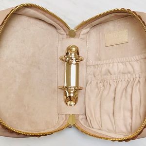 Trish McEvoy Makeup Planner Case